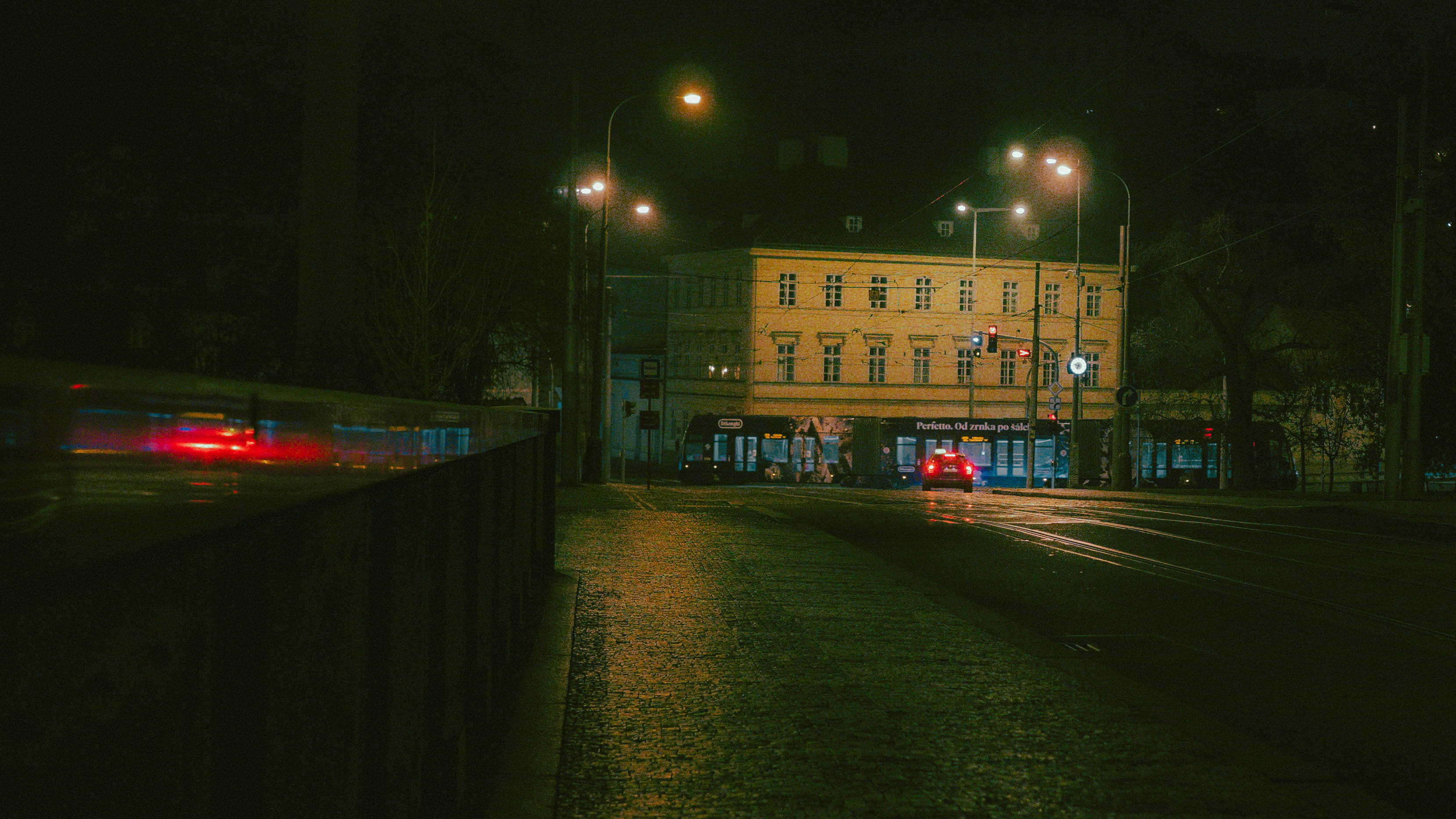_1120066